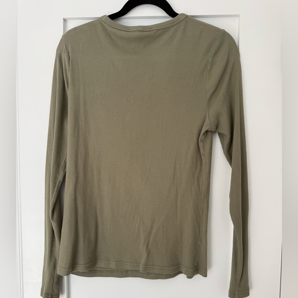 Banana Republic Ribbed Long Sleeve Top | Sage Green / Olive | Fitted Stretch - Picture 3 of 4